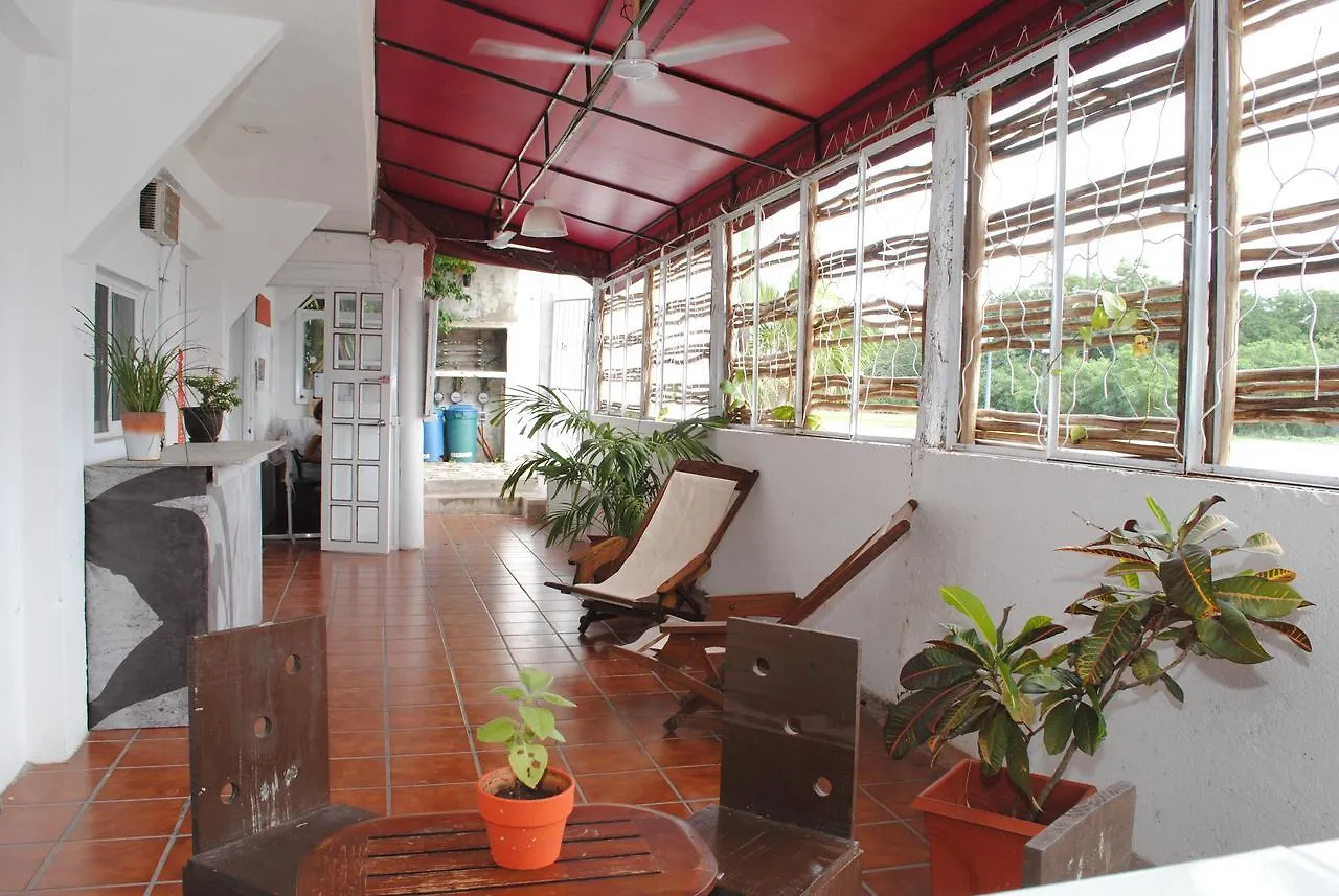 Lobo Inn Tulum Hostal