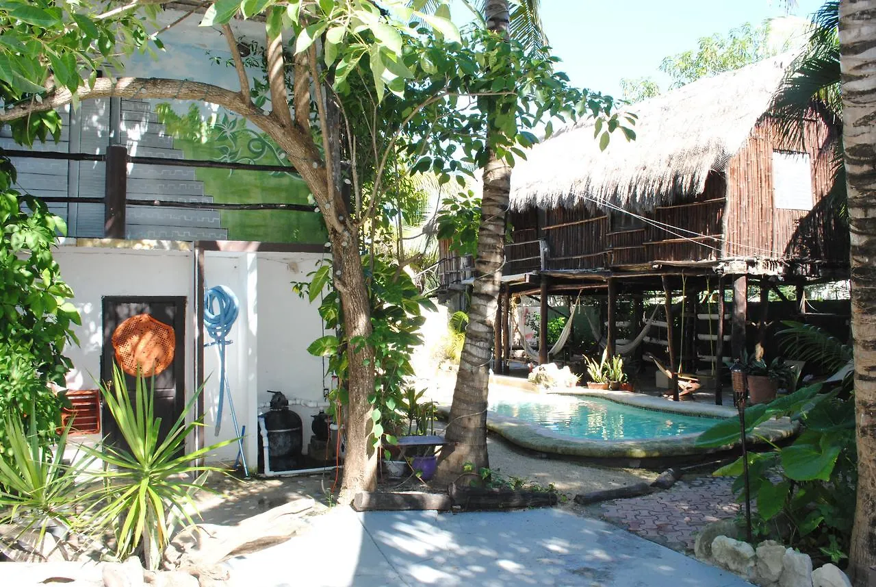Lobo Inn Tulum 0*,  México