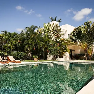 https://villas-h2o.quintano-roohotels.com