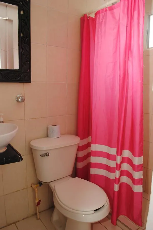 Hostel Lobo Inn Tulum